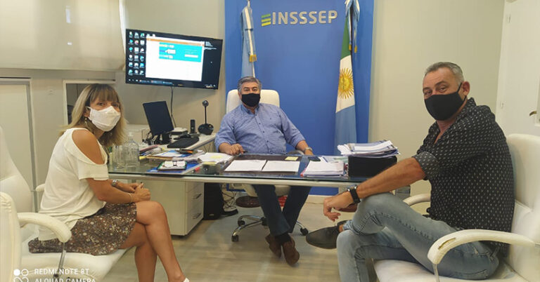 Importante reunión del Colegio de Bioquímicos con el INSSSEP