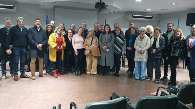 Rechazo al Proyecto de Ley Pagano: El Colegio participó en reunión clave con diputados